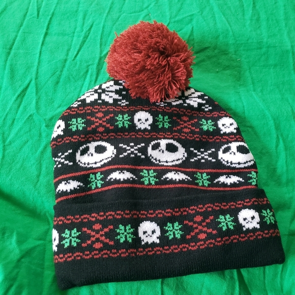 Disney Nightmare Before Christmas 30th Anniversary Beanie OSFM NWT - Picture 2 of 5